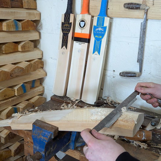 Newbery Cricket Bat Prep and Knocking